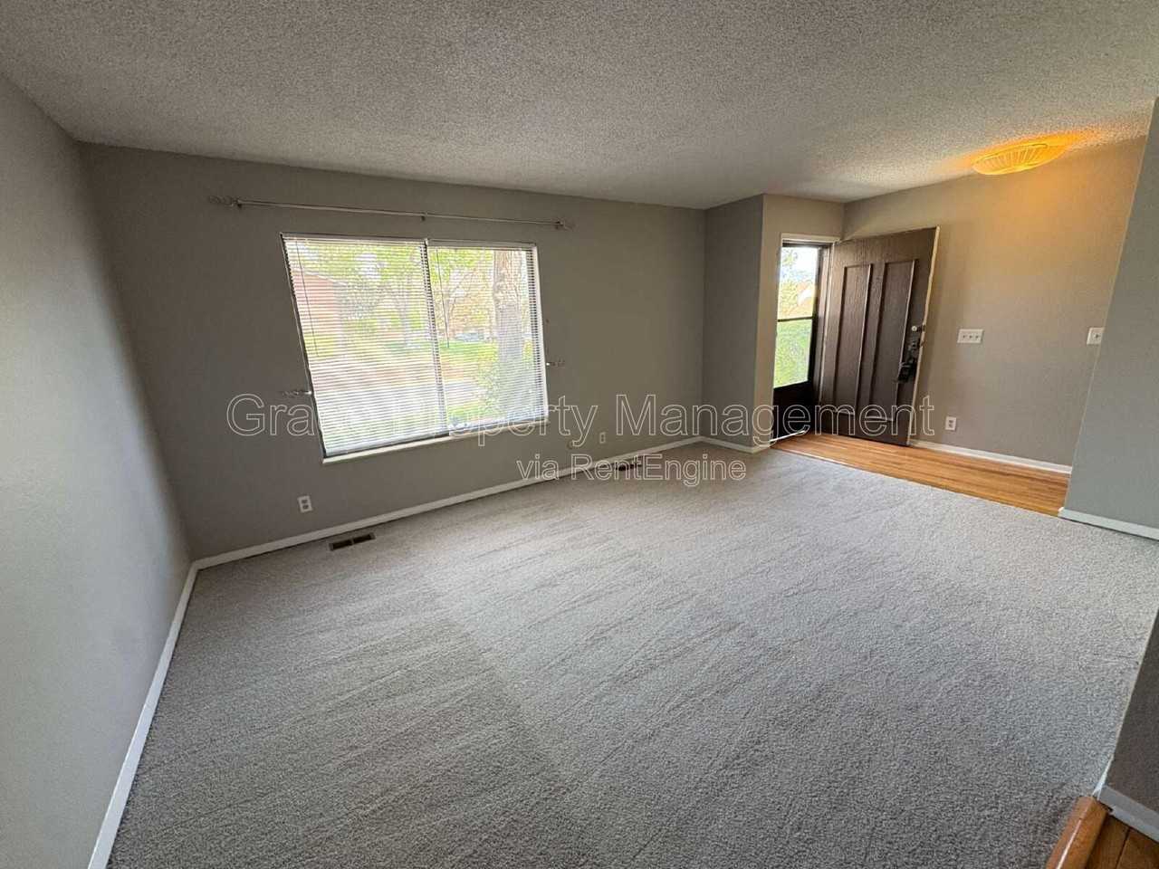 3541 S Kittredge St #C - Photo 3 of 19