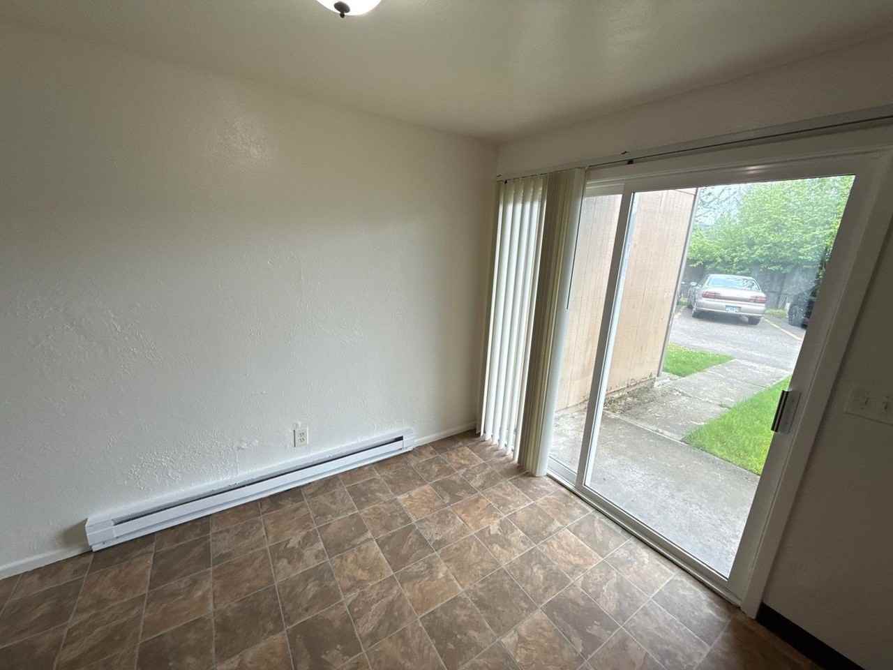 3875 Iberis St Ne - Photo 6 of 18