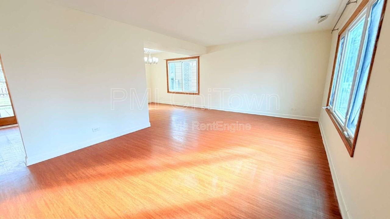 503 Harbor Ter - Photo 5 of 22