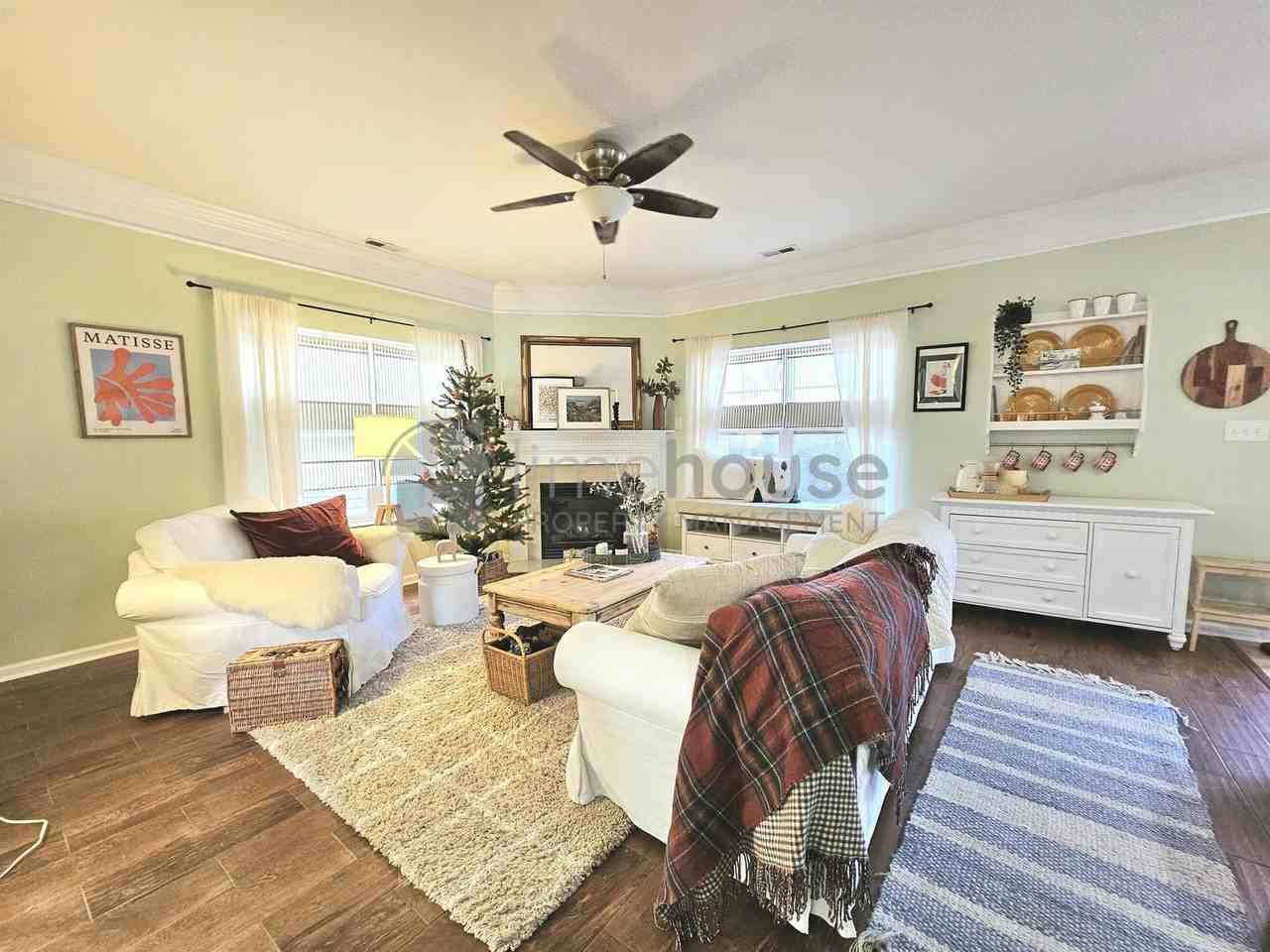 820 Gem Ct - Photo 4 of 23