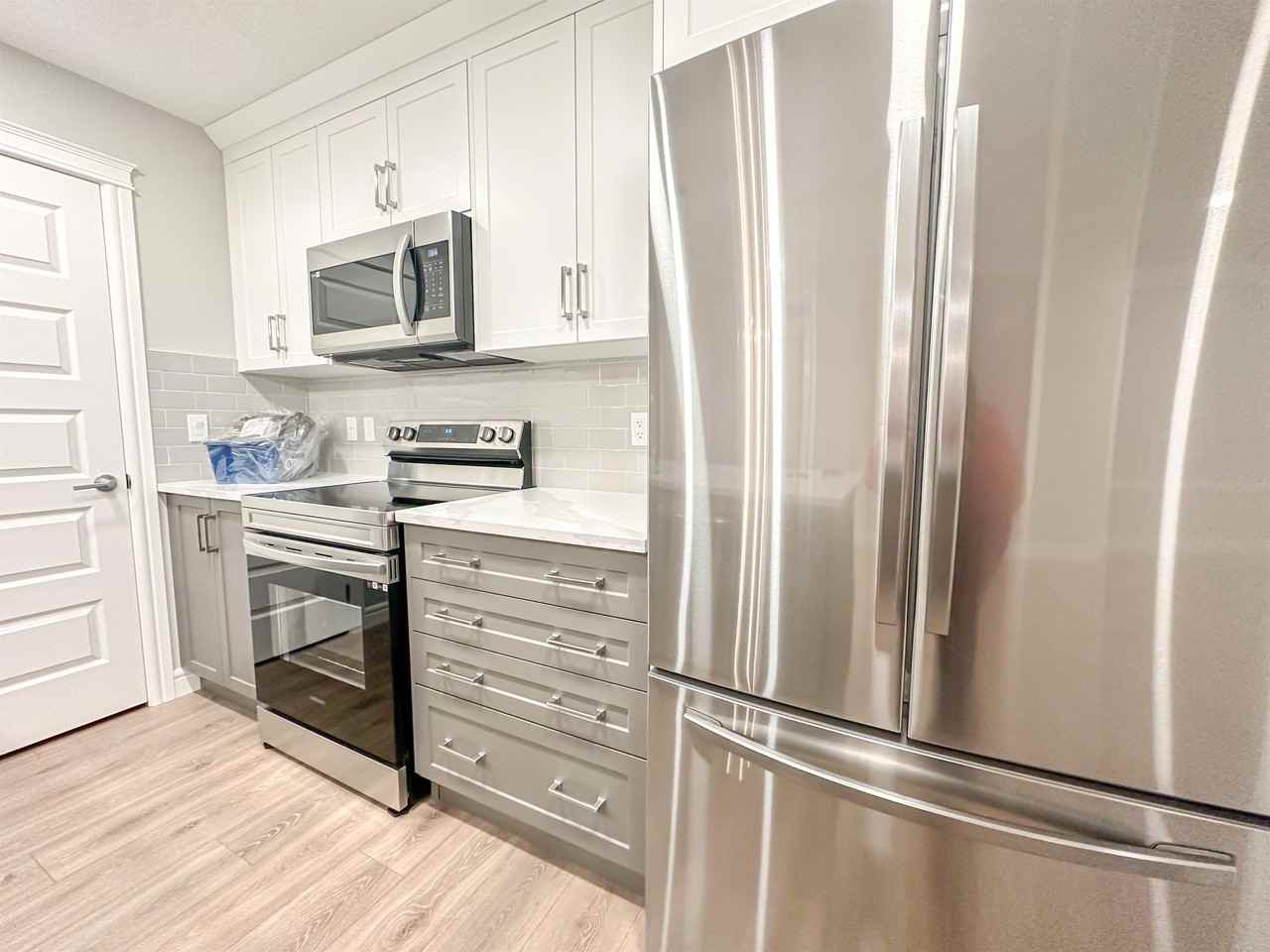 19661 48 Street SE, Calgary - Photo 3 of 20