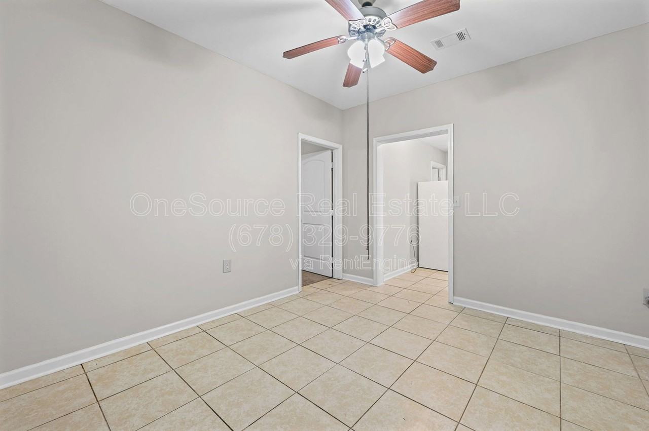 4211 Crestside Rdg #B - Photo 6 of 18