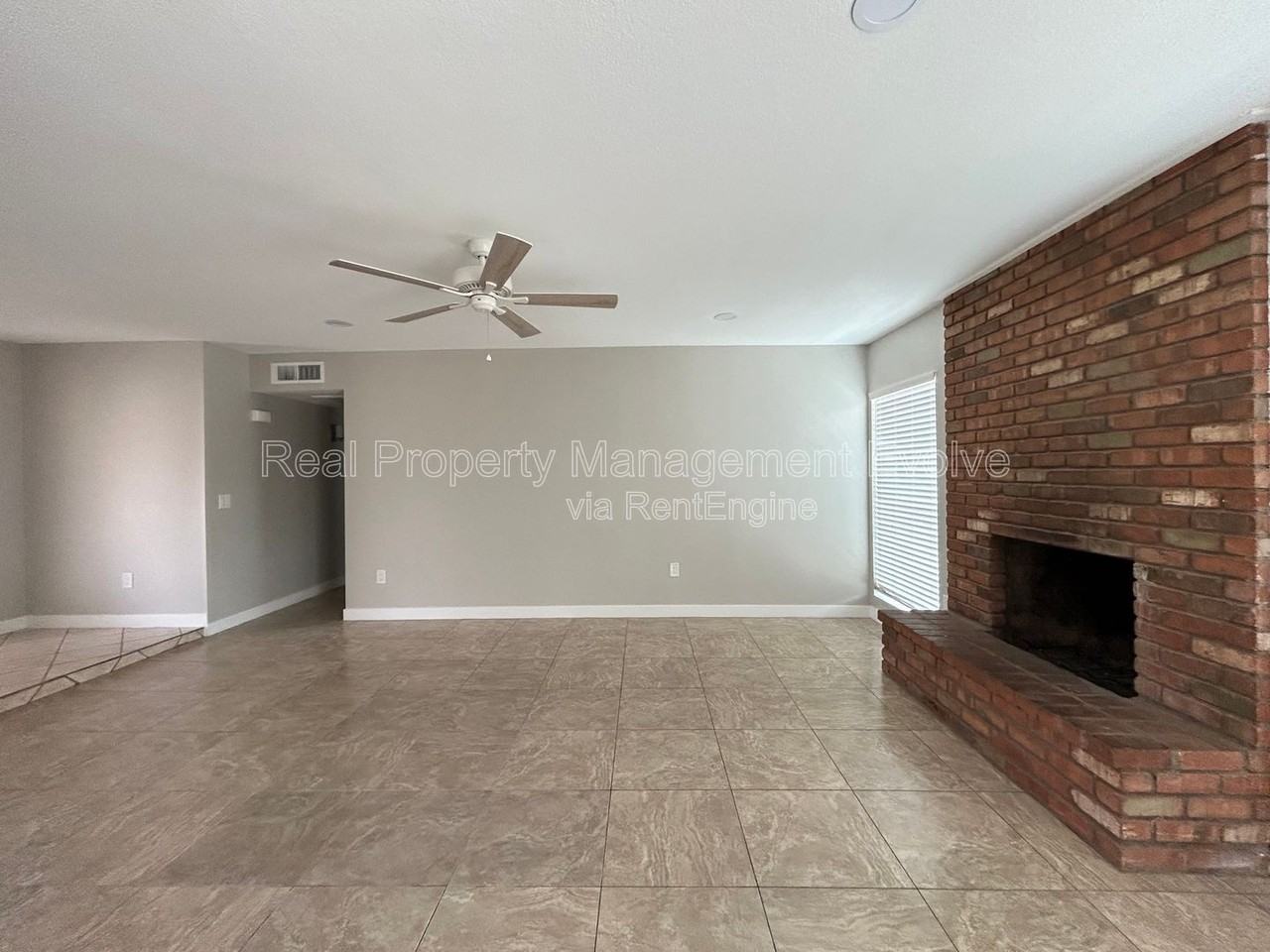 3416 S Westfall Ave - Photo 6 of 30