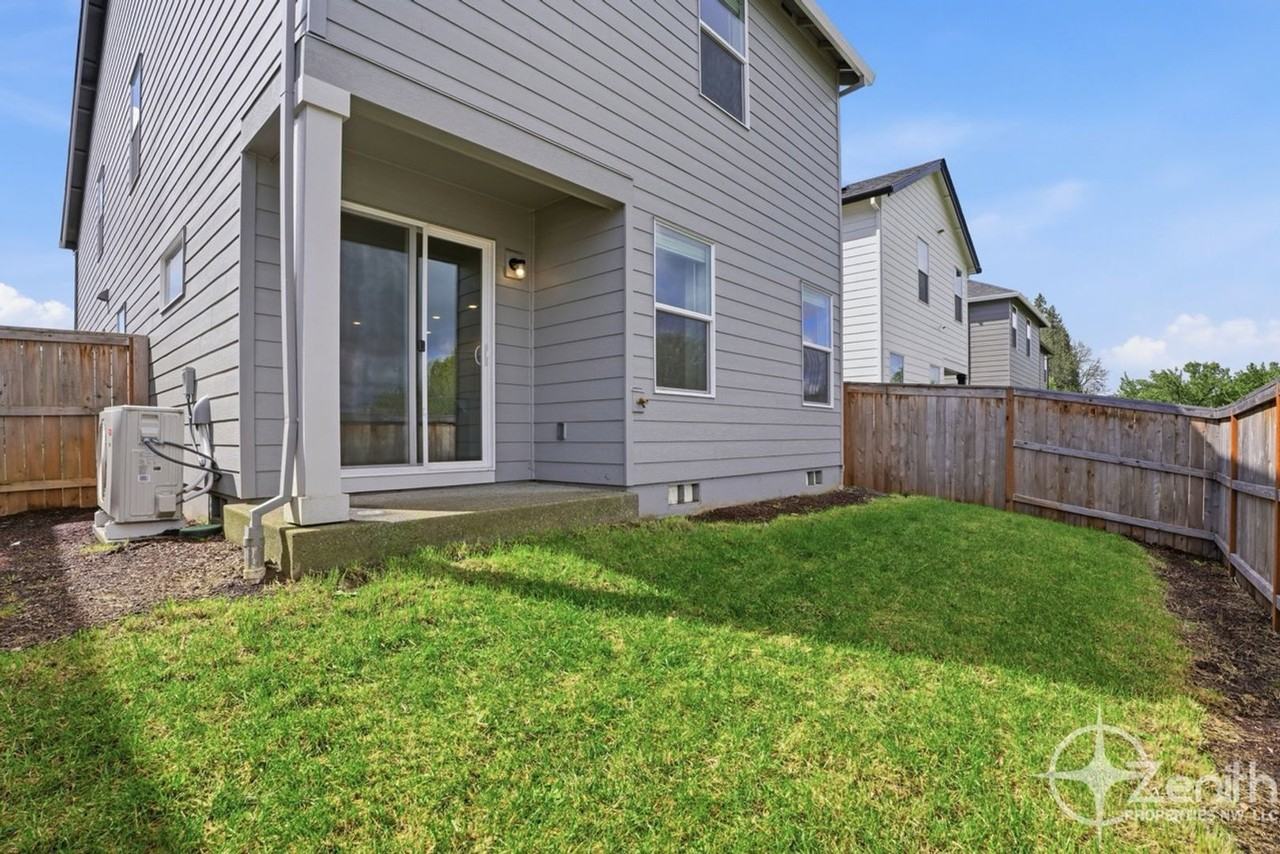 2030 Nw 14th Way - Photo 5 of 47