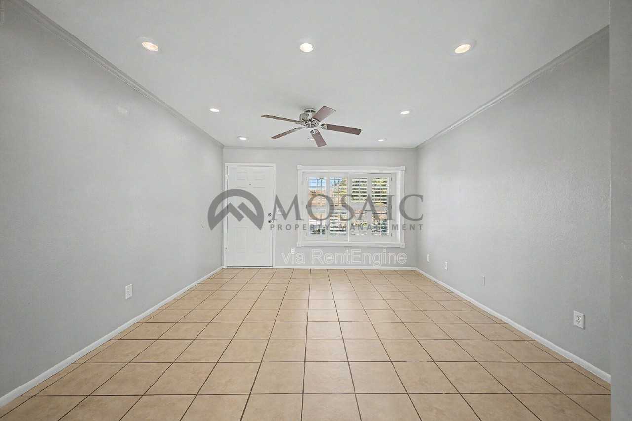 4837 E Encanto St - Photo 7 of 32