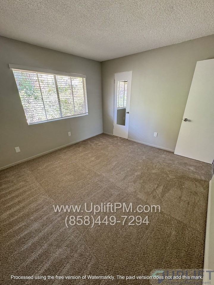 5757 College Ave #24 - Photo 6 of 8