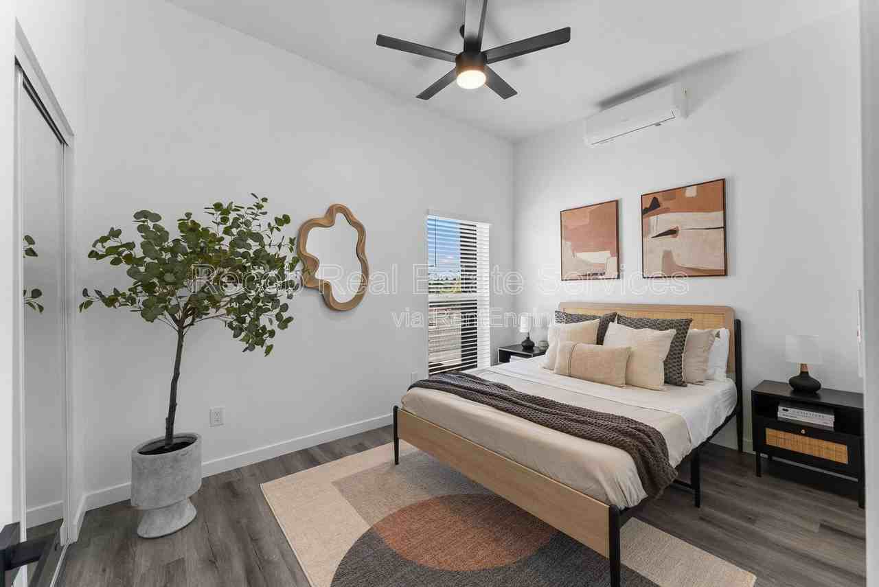 5254 Adams Ave #4 - Photo 7 of 23