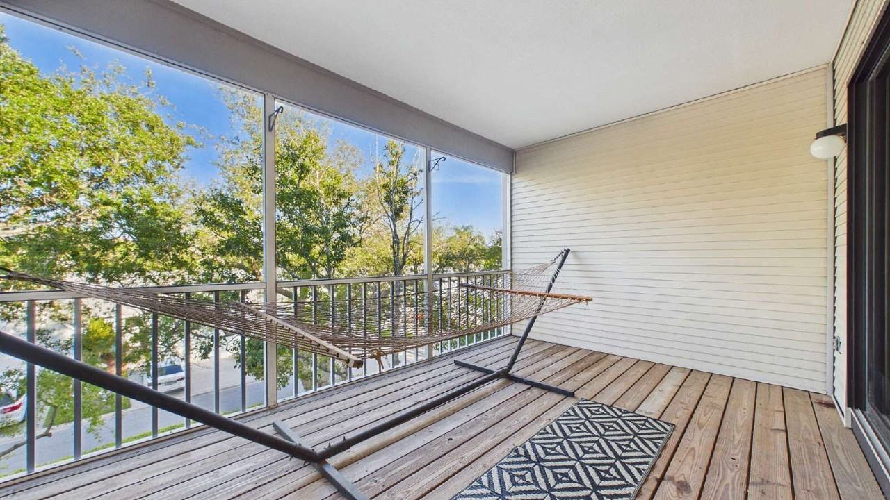 9479 Tara Cay Ct - Photo 3 of 50