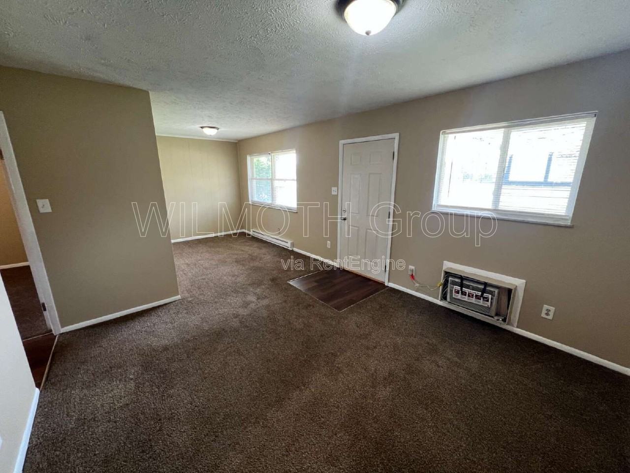 3001 N Campbell Ave #4 - Photo 4 of 13