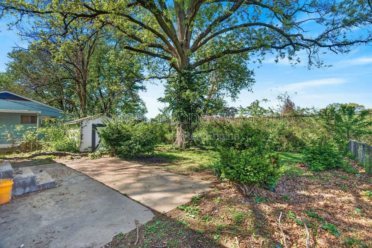 257 Glen Garry Rd - Photo 4 of 30