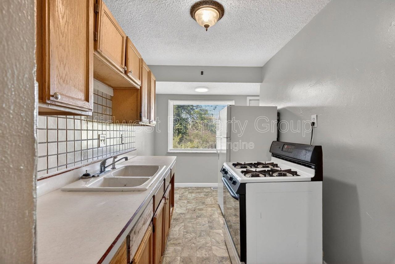 257 Glen Garry Rd - Photo 4 of 25