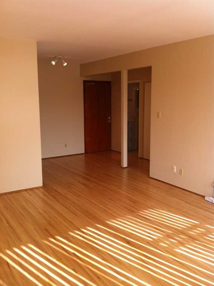 2012 Macdonald St - Photo 2 of 5