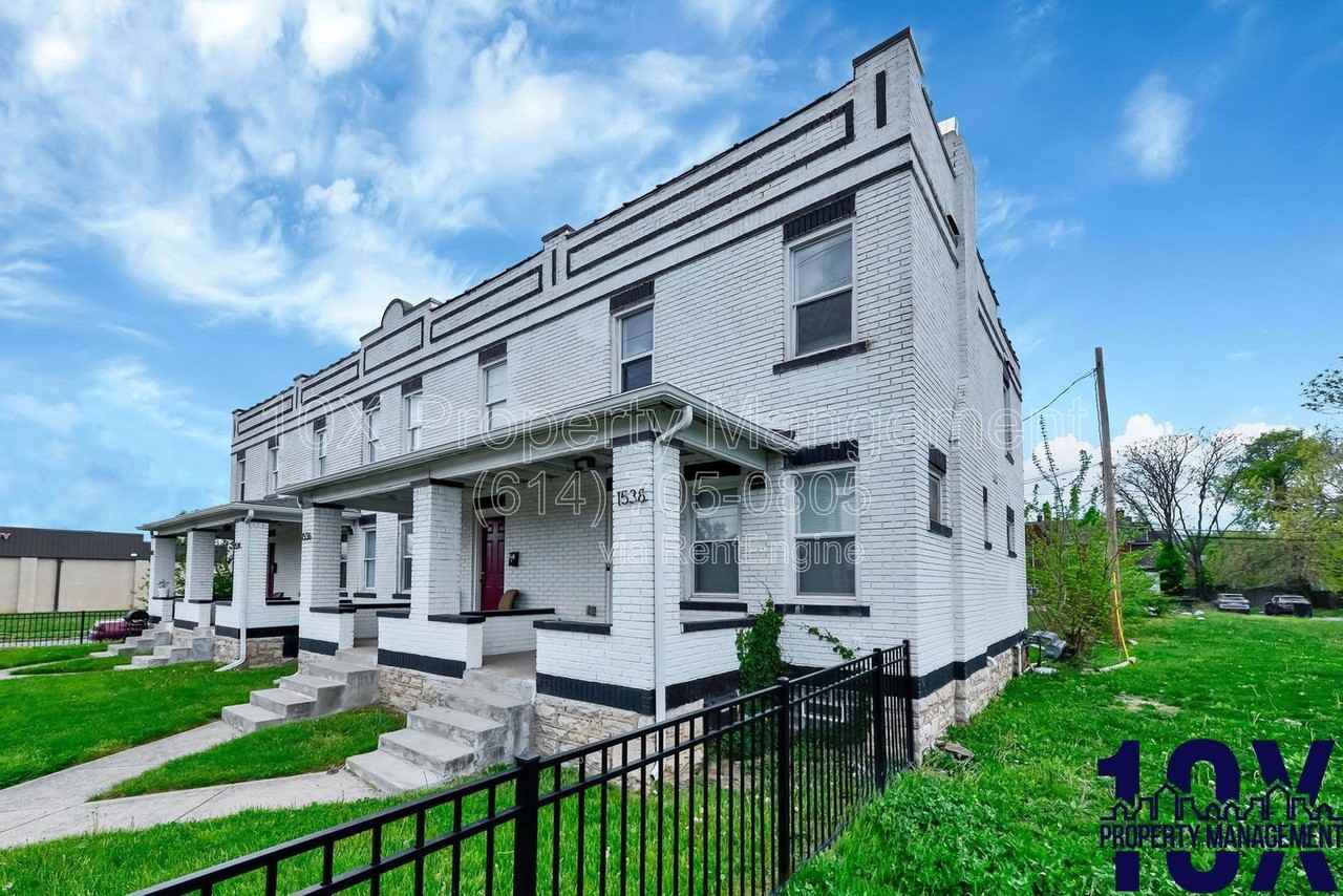 1538 E Livingston Ave - Photo 5 of 25