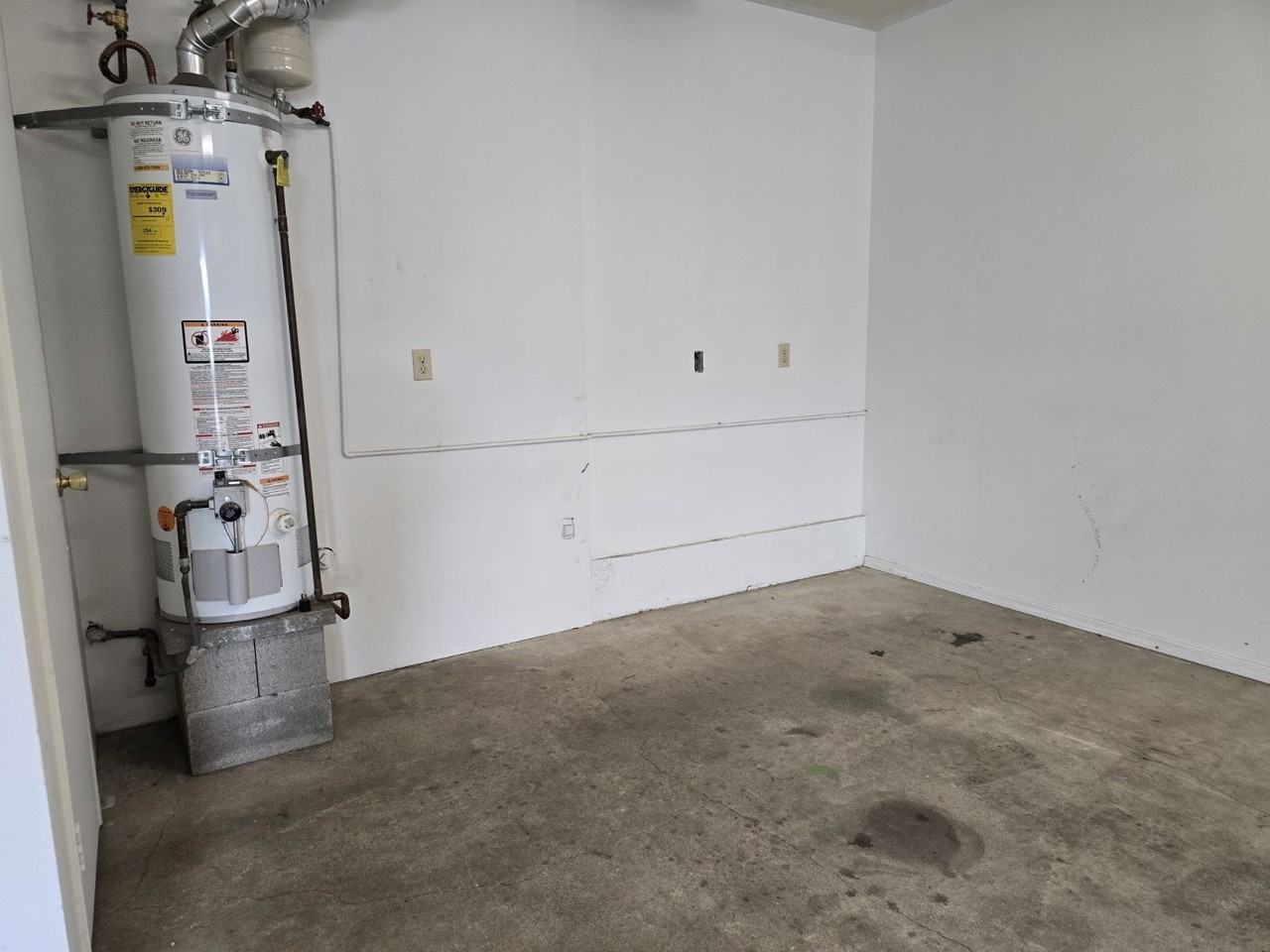 2037 Ne Stephens St - Photo 3 of 19