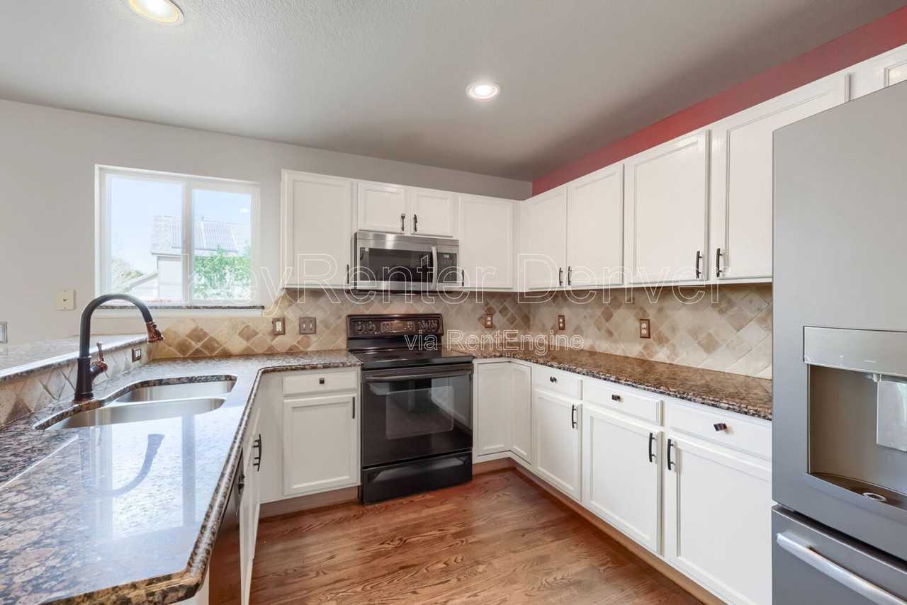 21709 E Kent Dr - Photo 4 of 12