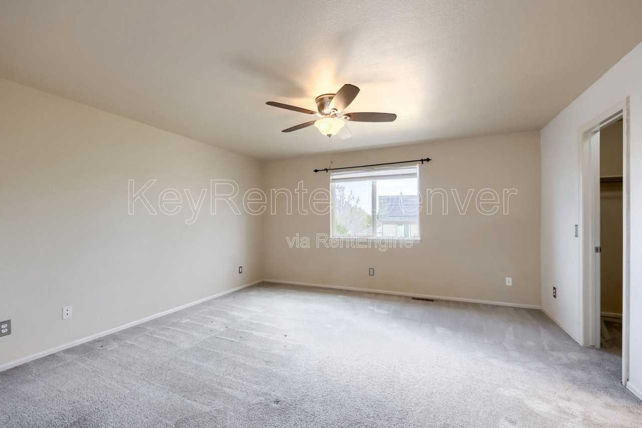 21709 E Kent Dr - Photo 6 of 12