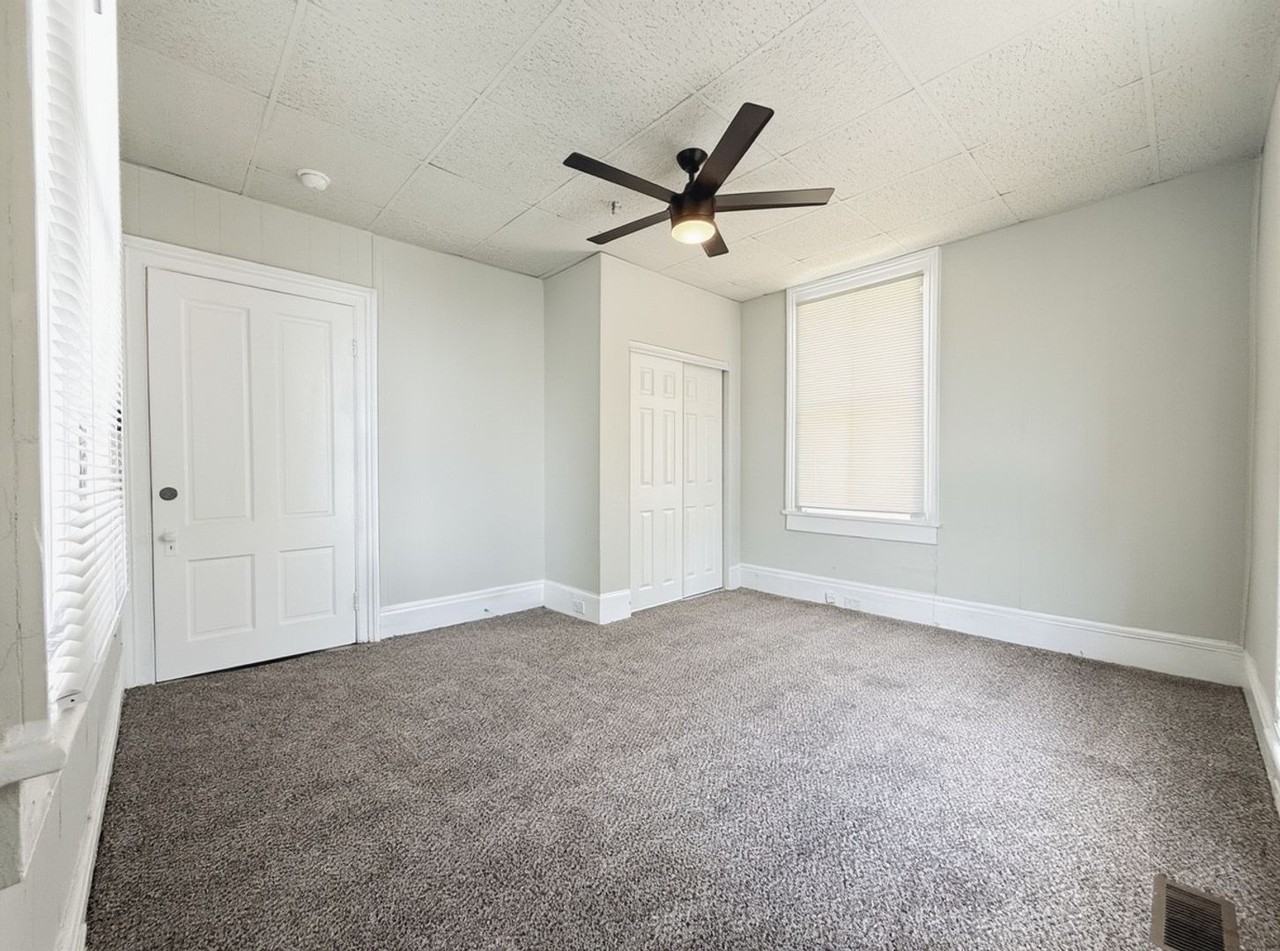 1055 Walnut St #C - Photo 2 of 9