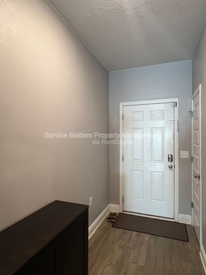 3817 Hawks Landing Cir - Photo 4 of 29