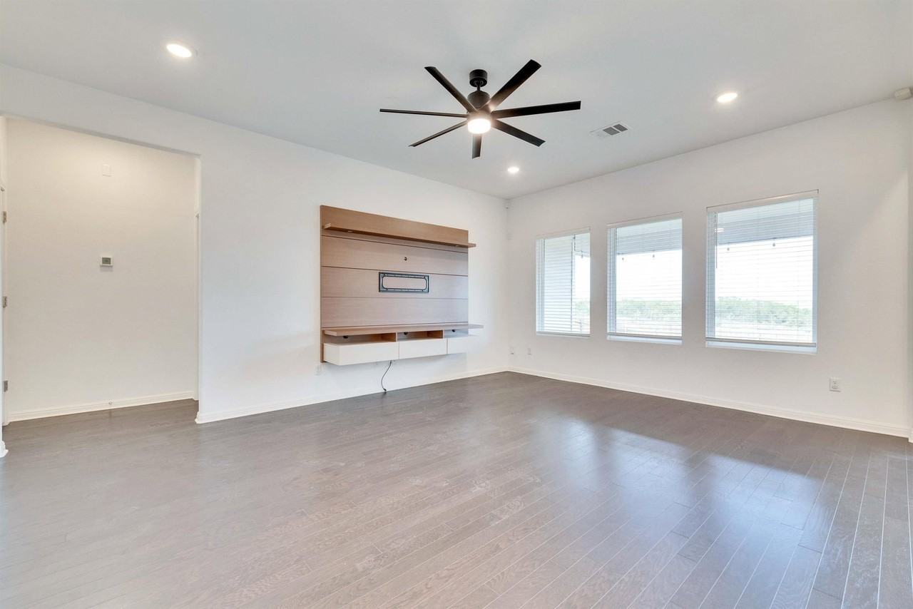 17728 Zinfandel Dr - Photo 6 of 24