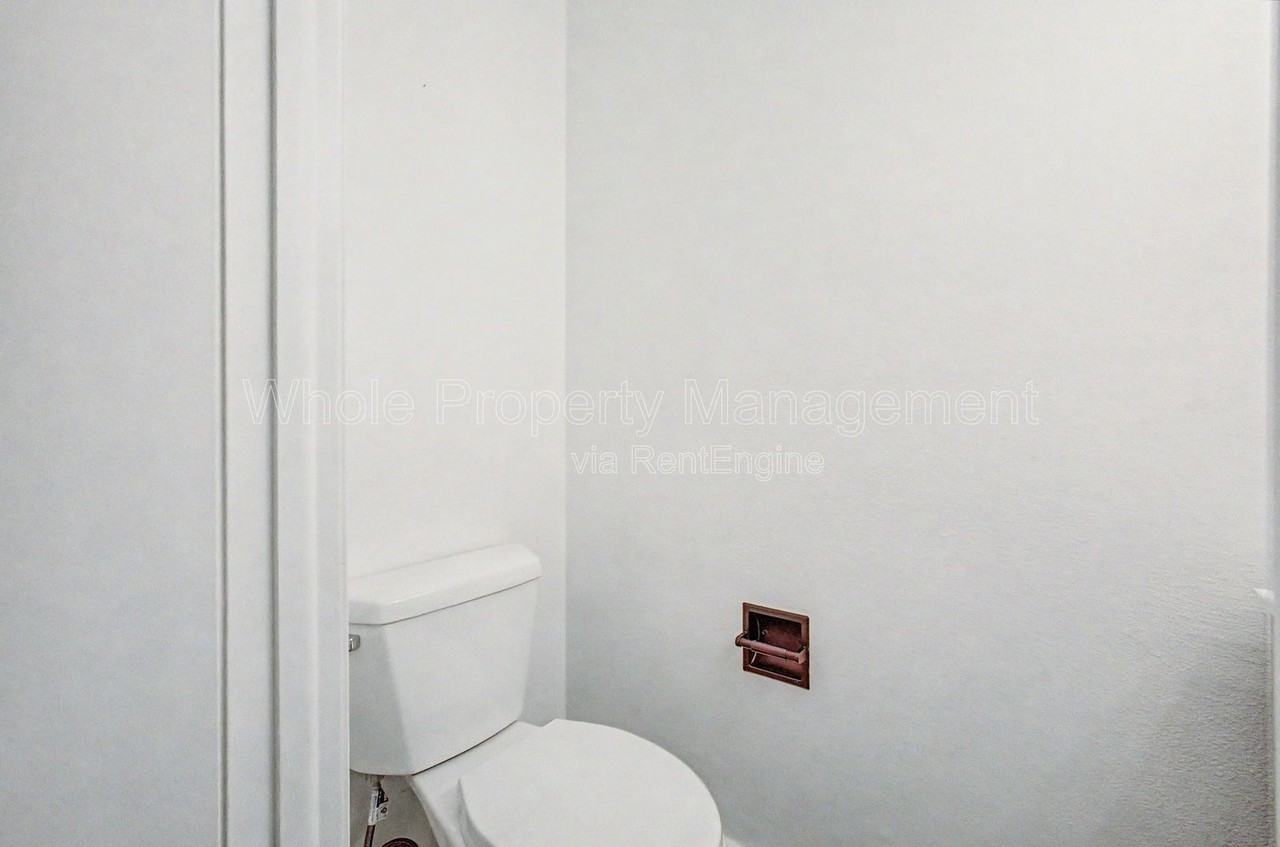 9037 E Nassau Ave - Photo 4 of 20