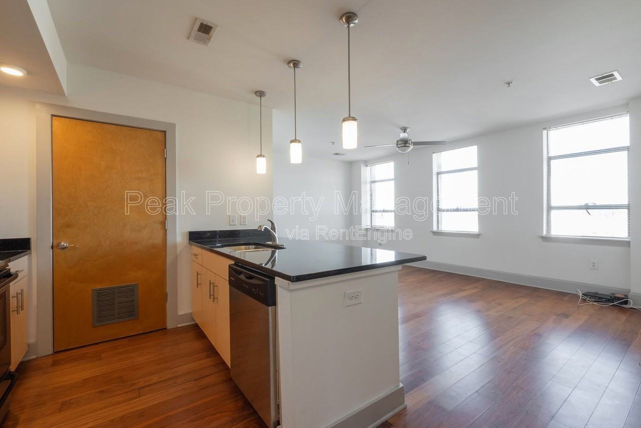 30 Franklin St #506 - Photo 6 of 8