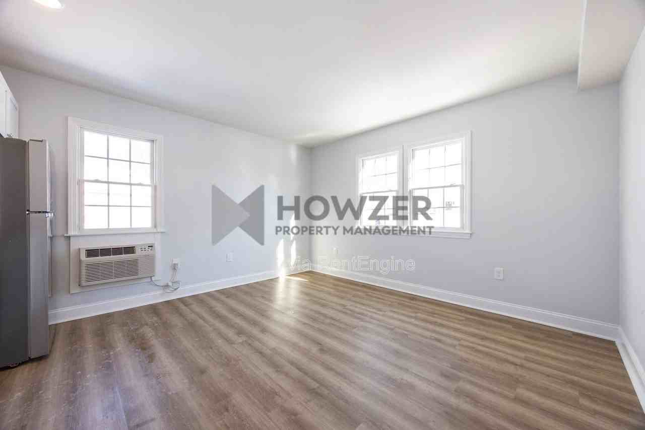 50 Yarmouth Rd - Photo 4 of 14