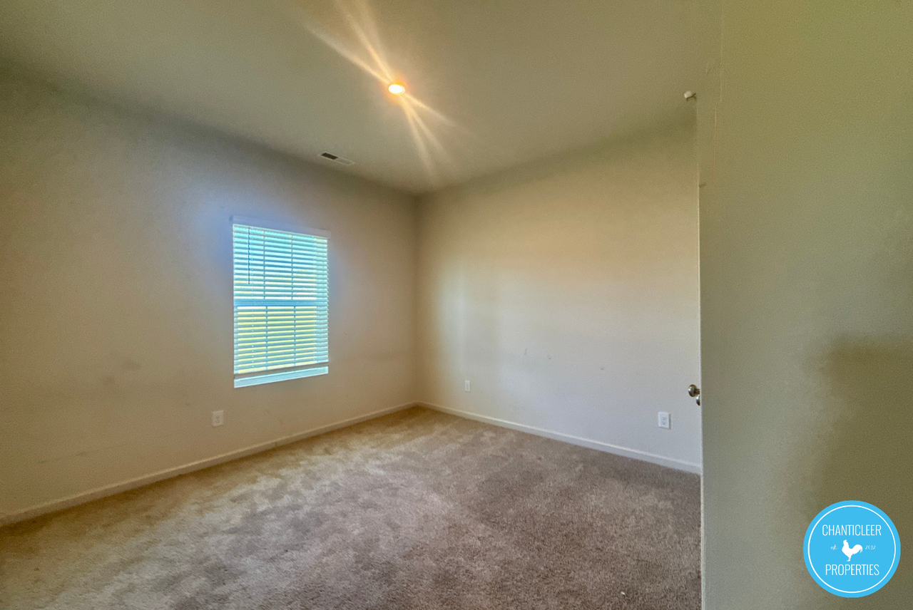 95 Suhani Ln - Photo 3 of 20