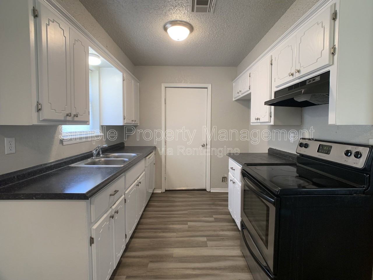 14206 Ne 4th St - Photo 6 of 11