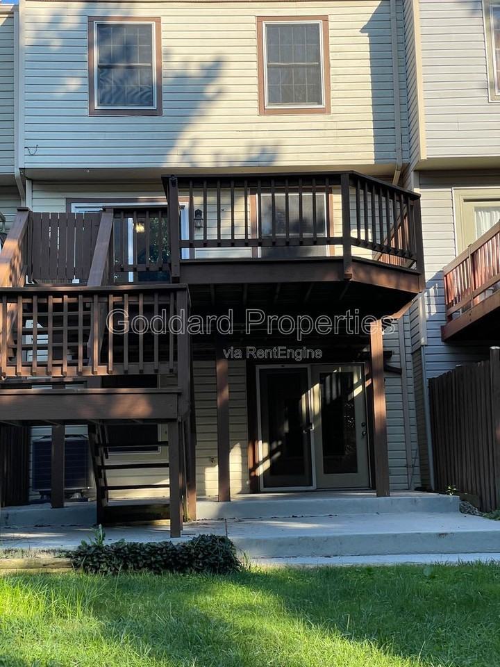 18 Corriedale Ct - Photo 2 of 17