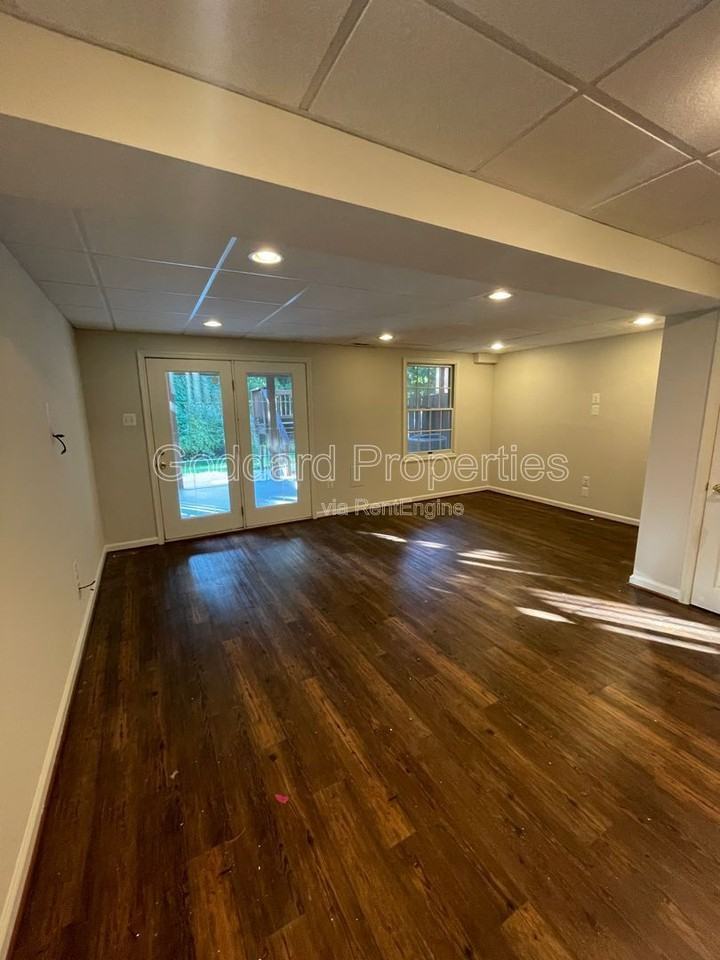 18 Corriedale Ct - Photo 7 of 17