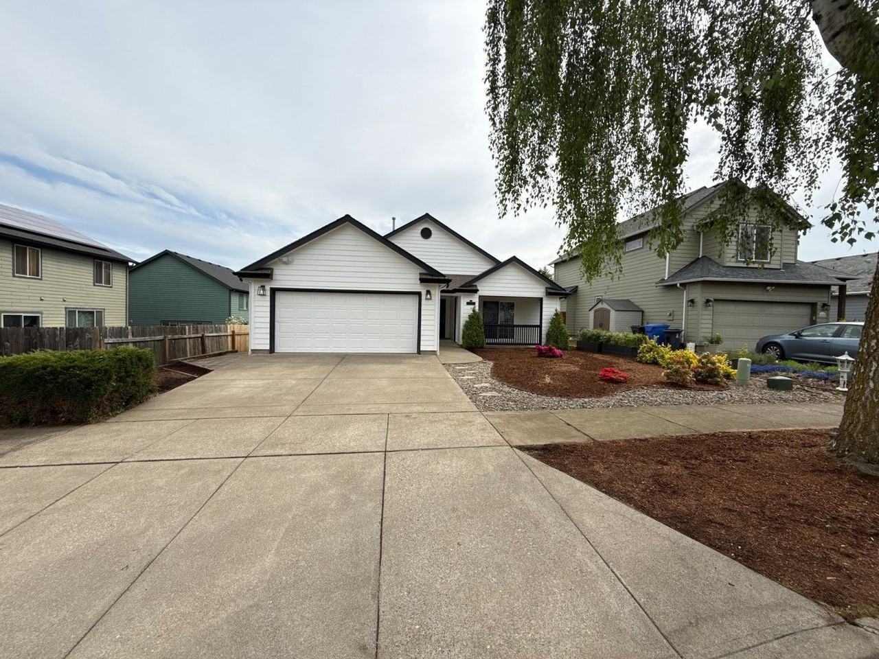 5512 Murray St Se - Photo 2 of 38