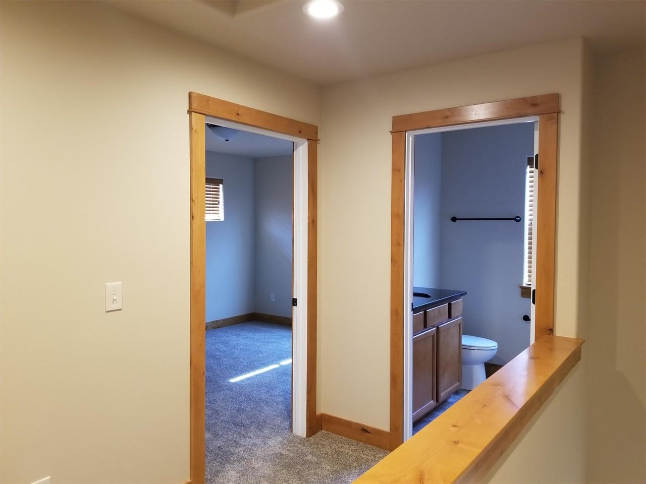 4443 Glenwood Dr - Photo 3 of 13