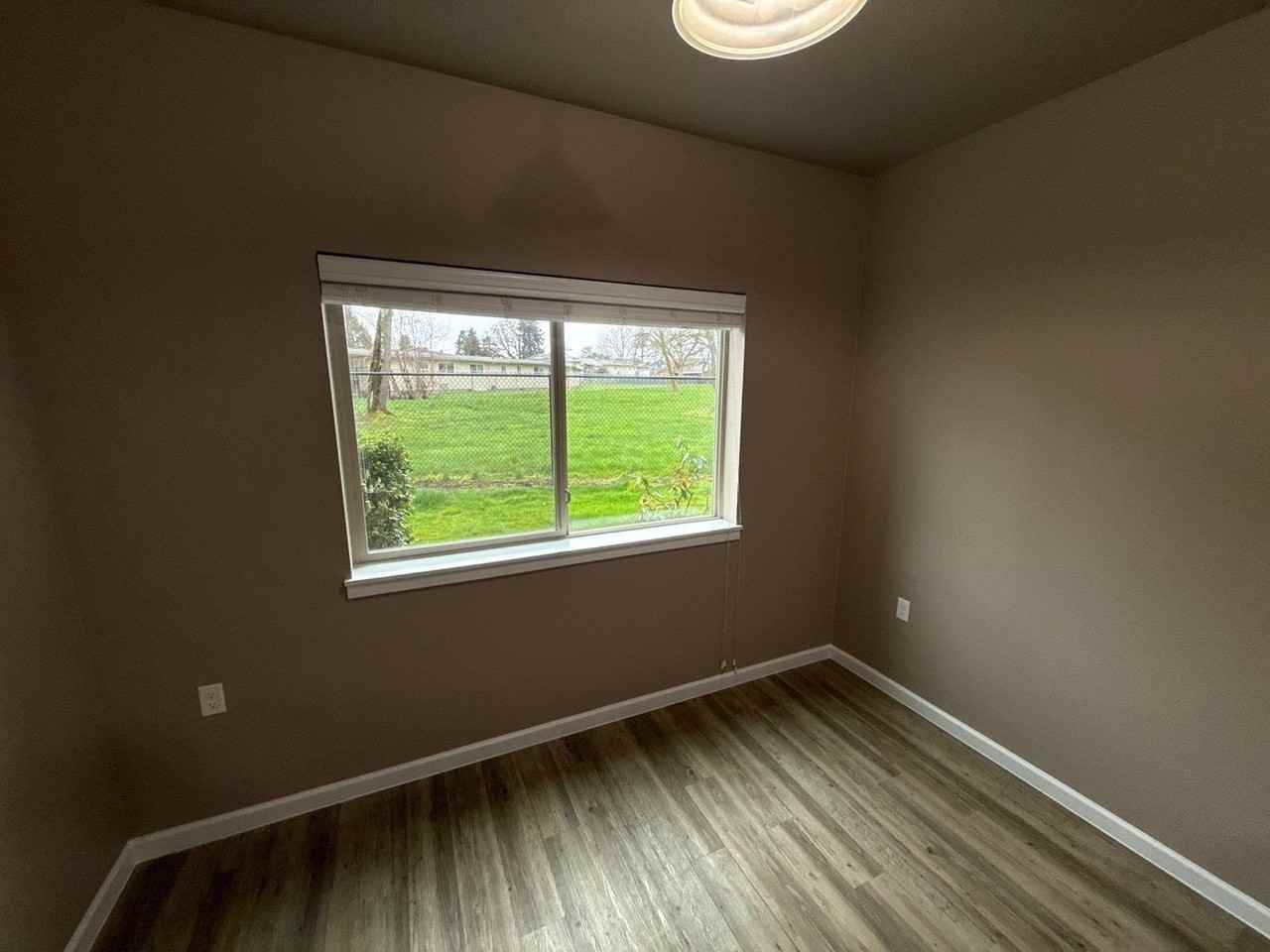 4261 Hawthorne Ave Ne #218 - Photo 6 of 23