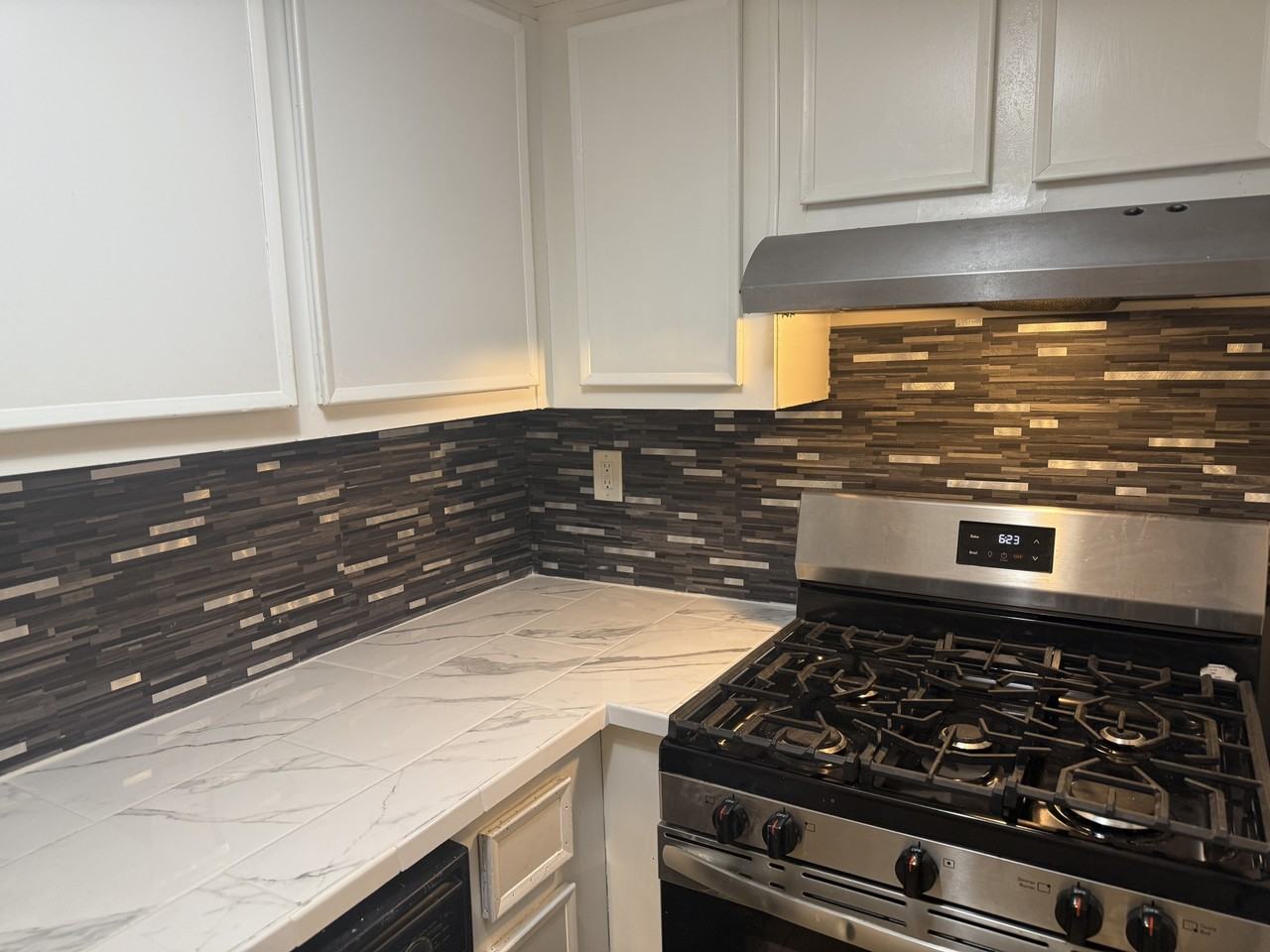 6473 Klinect Ct #A - Photo 5 of 33