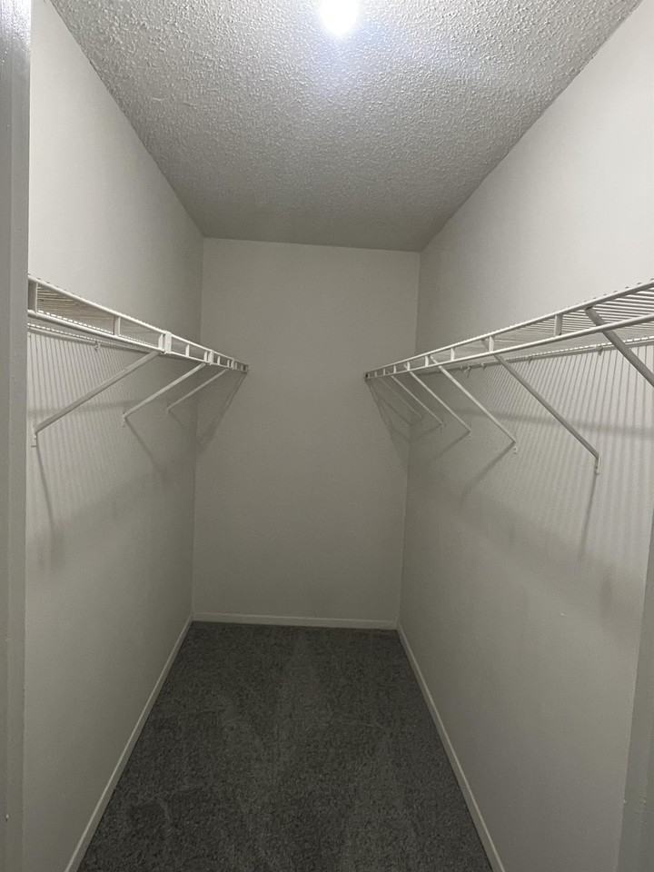 6473 Klinect Ct #A - Photo 7 of 33