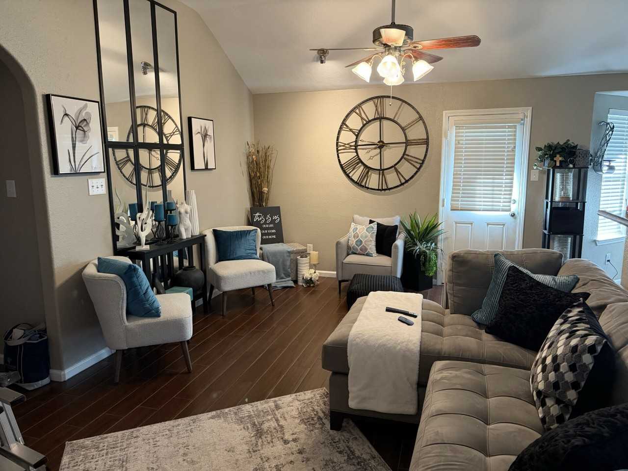 109 Mourning Dove - Photo 4 of 17