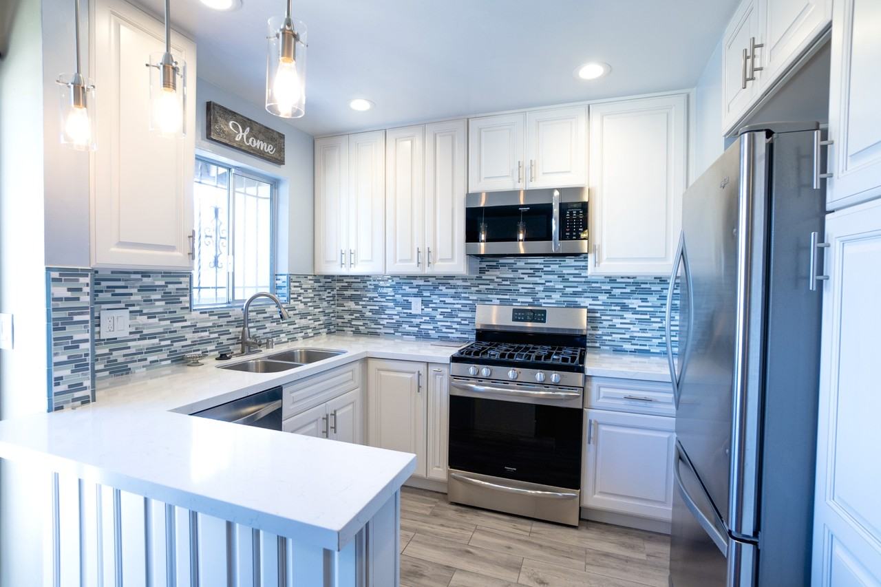 9320 Earl St #3 - Photo 3 of 13