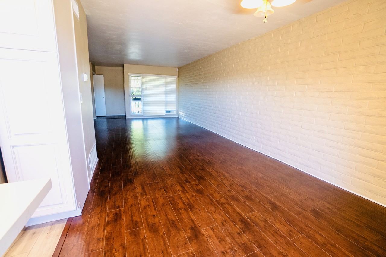 9320 Earl St #3 - Photo 7 of 13