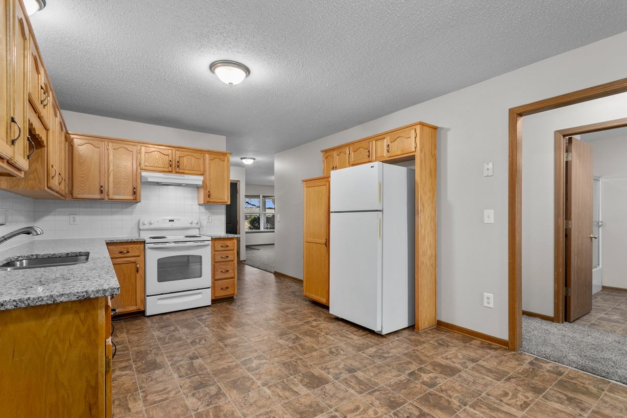 450 N Wells St #452B - Photo 3 of 11