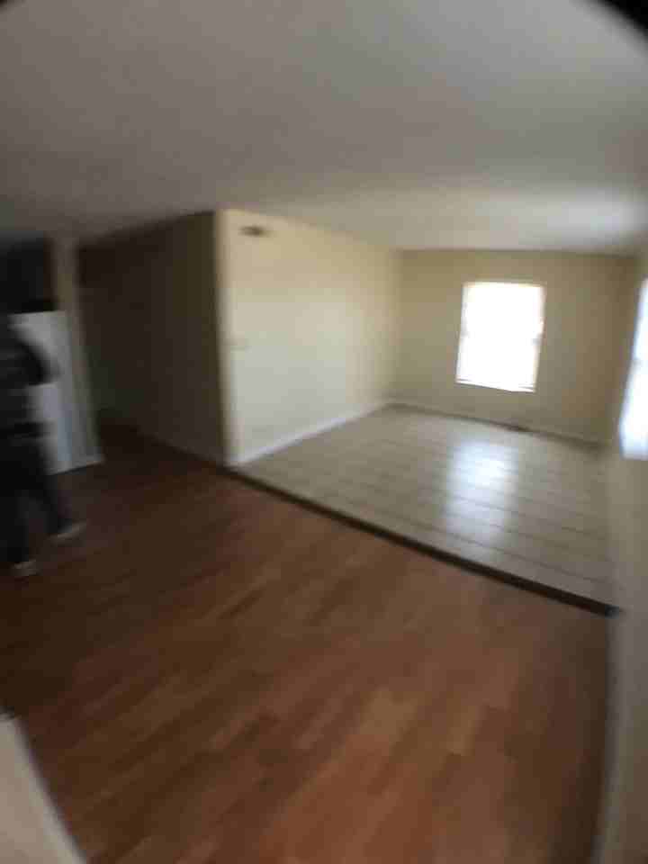 6809 Adrian Rd #D - Photo 7 of 9