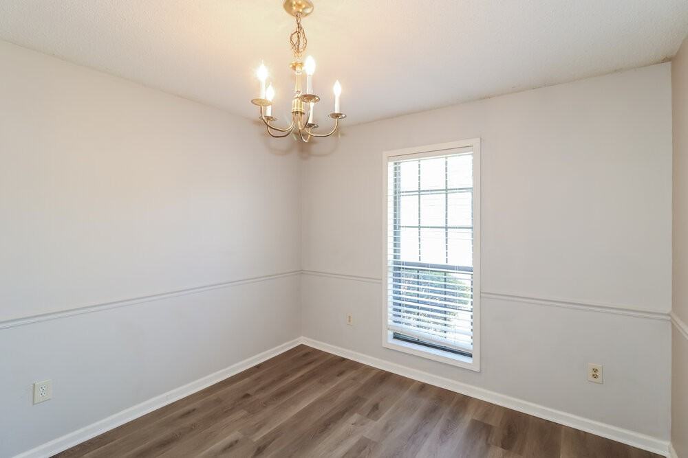 7261 Hollorn Ln - Photo 6 of 16