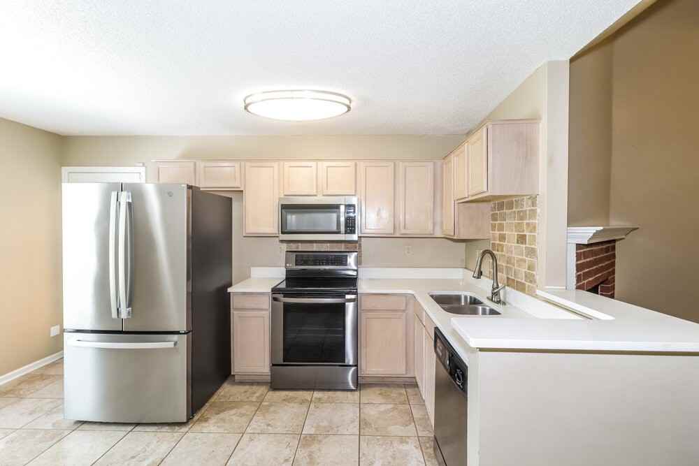 7091 Ireland Dr - Photo 7 of 16