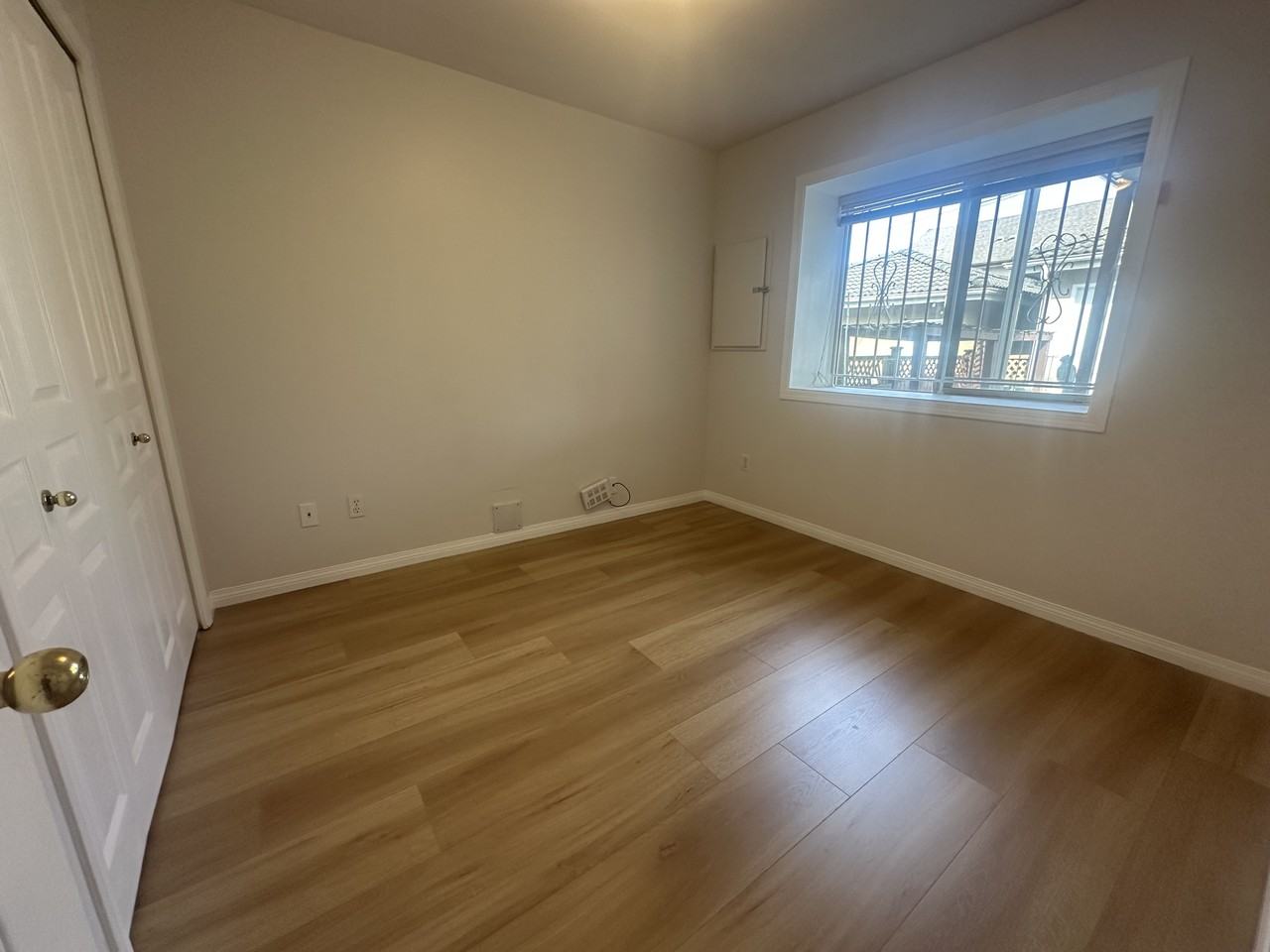 Graveley St & Nanaimo St - Photo 4 of 7