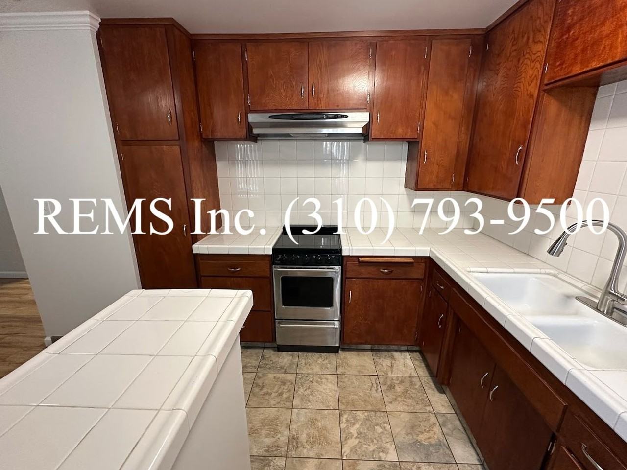 lgo01 - Photo 7 of 40