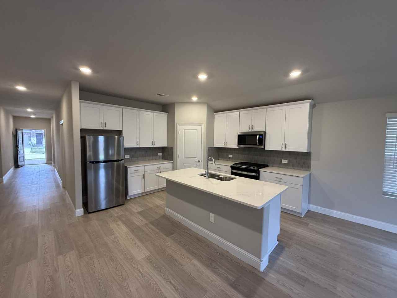 702 Williams Way - Photo 6 of 25