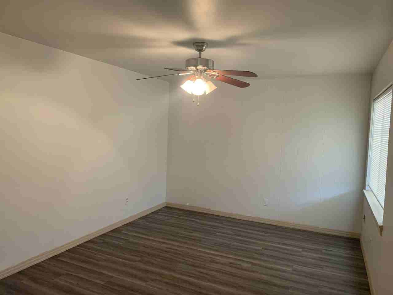 3410 Nashville Ave - Photo 2 of 5