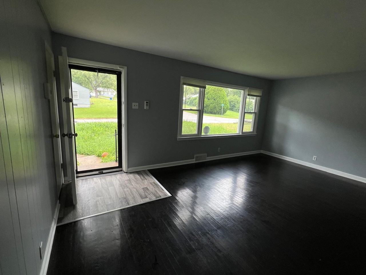 9112 Belcour Dr - Photo 2 of 26