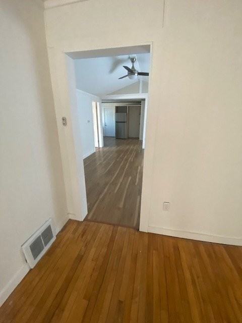 90 Roak St - Photo 4 of 18