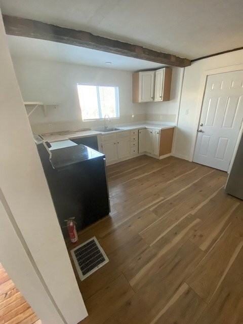 90 Roak St - Photo 5 of 18
