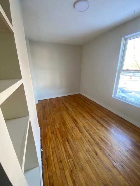 90 Roak St - Photo 7 of 18